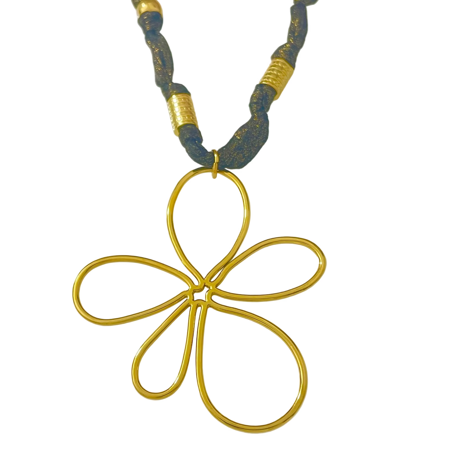 Collar Flora
