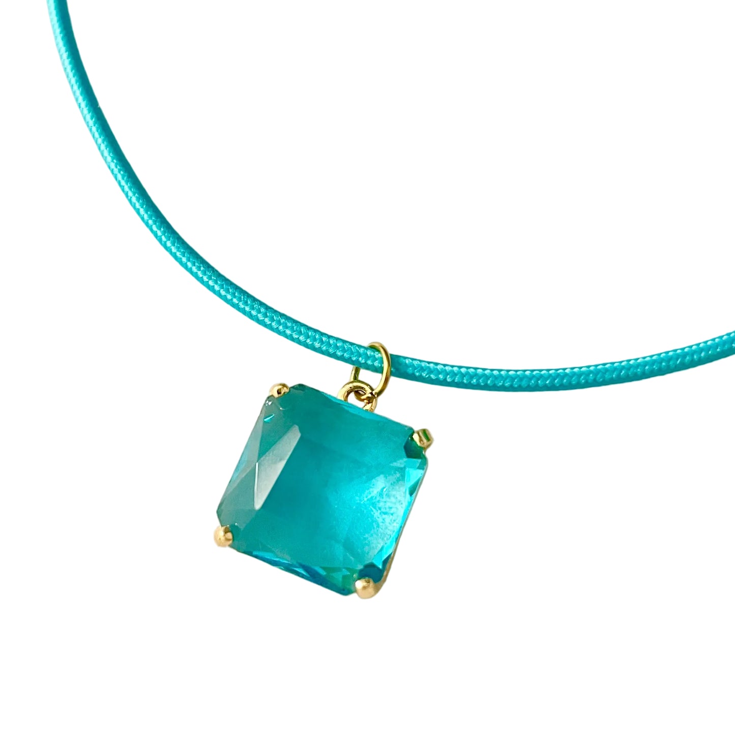 Collar esencia