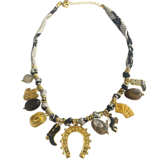 Collar Lucky