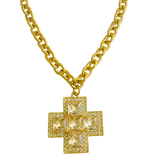 Collar cruz infinita