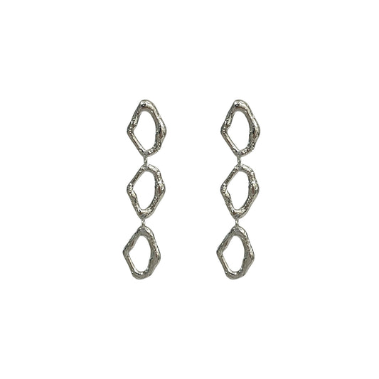 Pendientes Rocosos Plateados