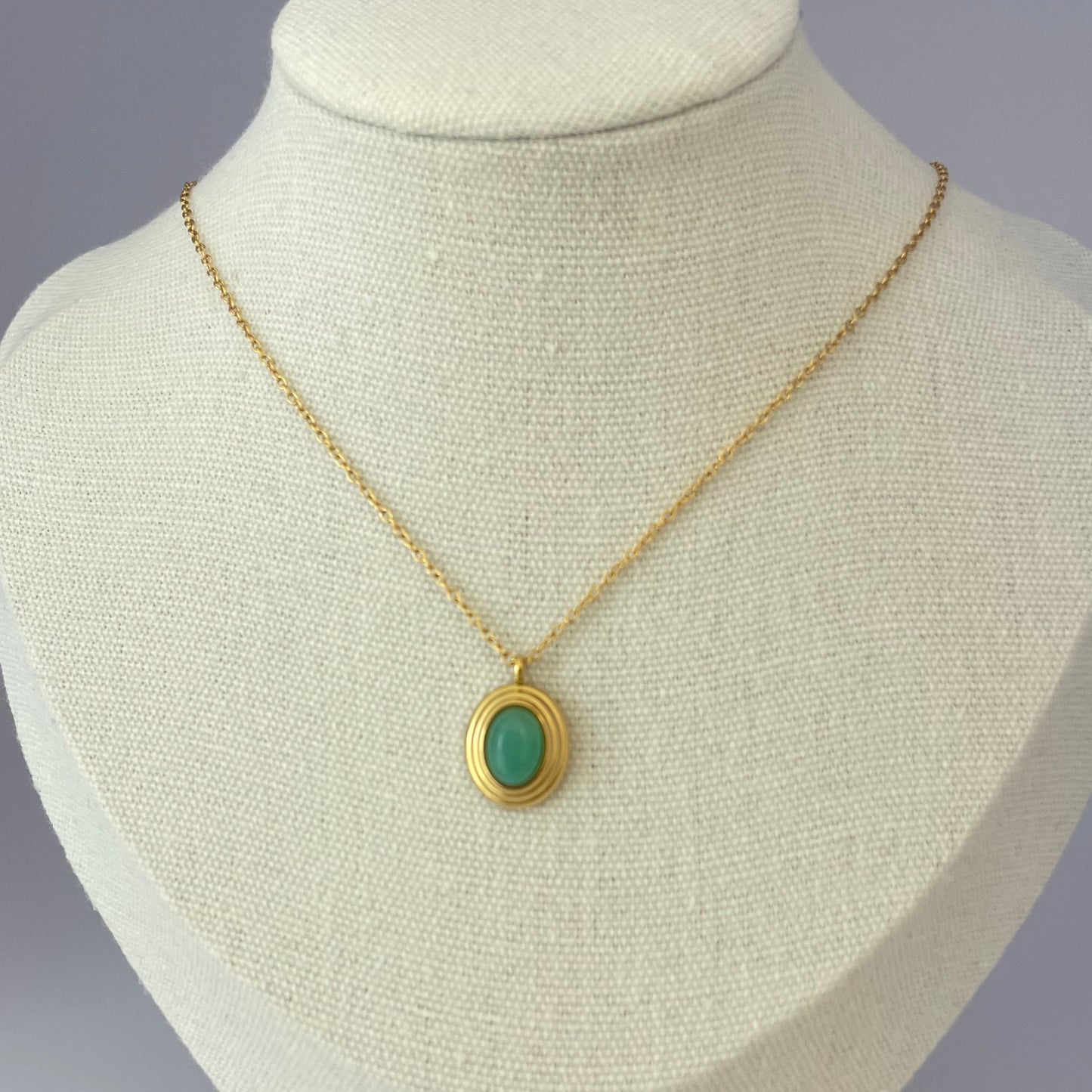 Collar Elemental Dorado